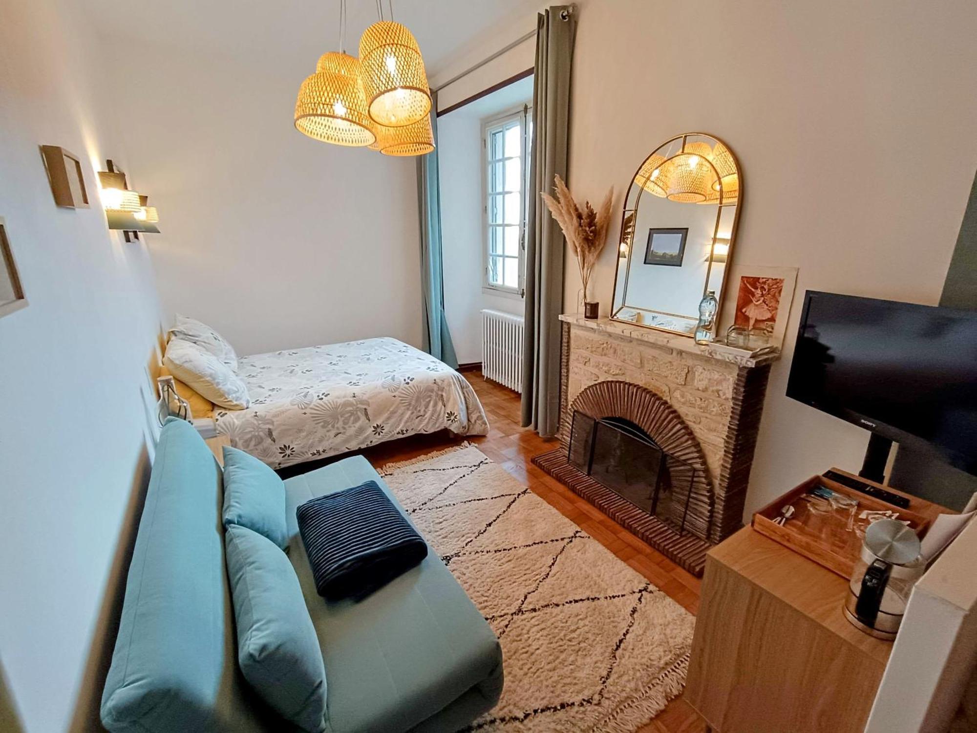Bed and Breakfast La Fontaine Du Mas Thiviers Zewnętrze zdjęcie